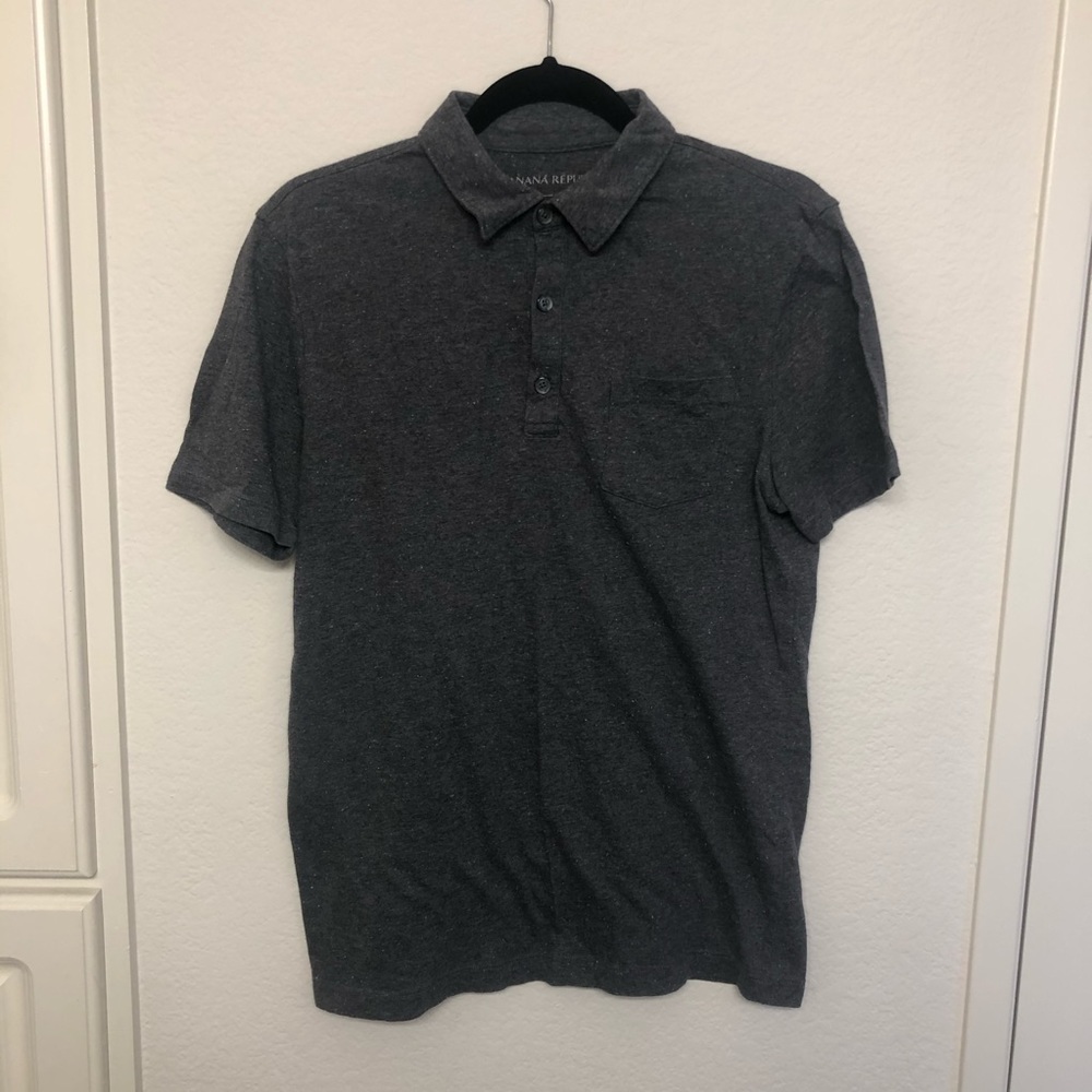 Gifted VGUC Banana Republic Medium Gray Short Sleeve Polo